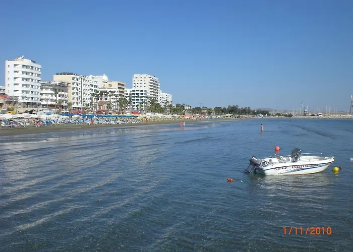 St. Lazaros Seaside 아파트 라르나카