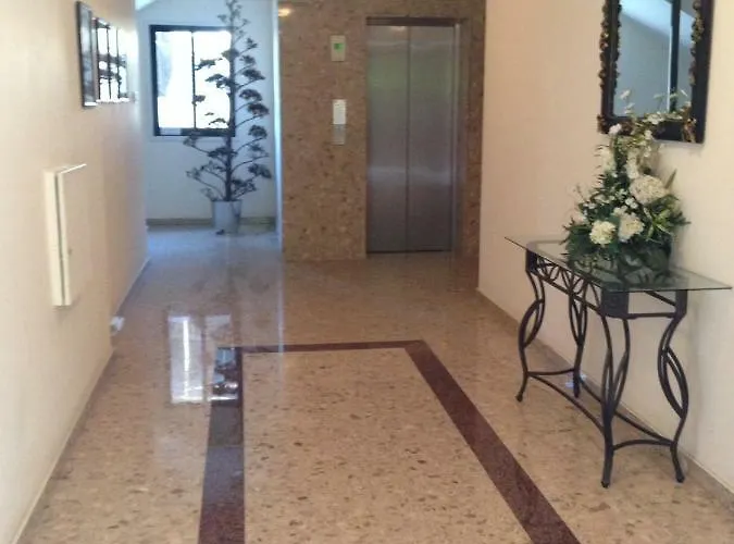 St. Lazaros Seaside Lejlighed *